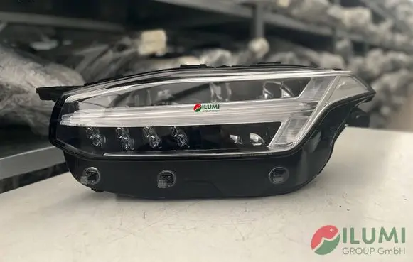 Volvo XC90 Headlight/headlamp 31655709