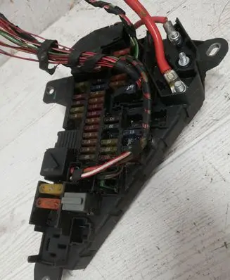 BMW 5 E60 E61 Fuse box set 690658806