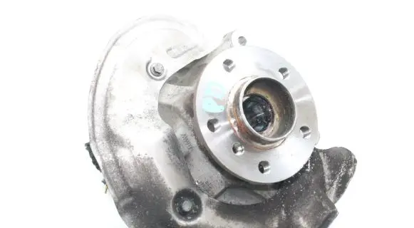 BMW 2 F44 Front wheel hub