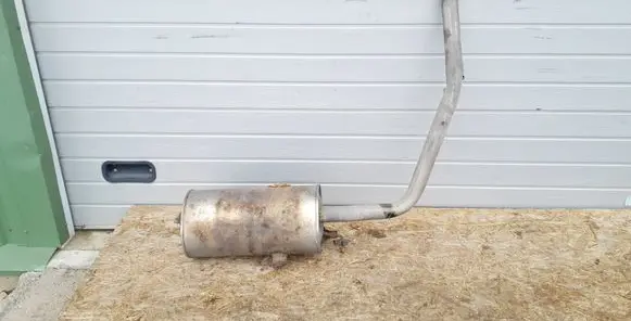 Muffler/silencer