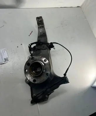 BMW 7 F01 F02 F03 F04 Front wheel hub