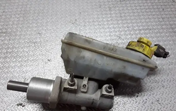 Volkswagen Sharan Master brake cylinder 7M3611303
