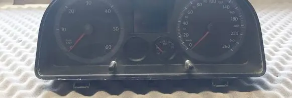 Volkswagen Caddy Speedometer (instrument cluster) 2K0920841C V0021000 VWZ7Z0D1001325