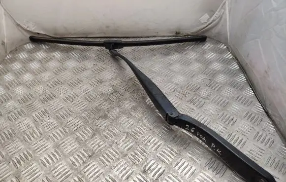 BMW 7 F01 F02 F03 F04 Windshield/front glass wiper blade 7182459 61617182459