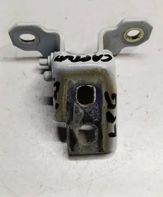 Renault Captur Front door upper hinge 804010016R