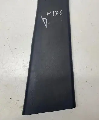 Land Rover Range Rover Sport L320 (B) pillar trim (bottom) 632240041 119362 SEQ7071