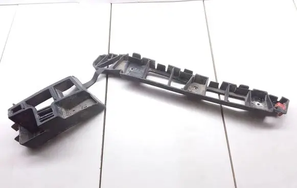 Opel Meriva B Rear bumper mounting bracket 13268253
