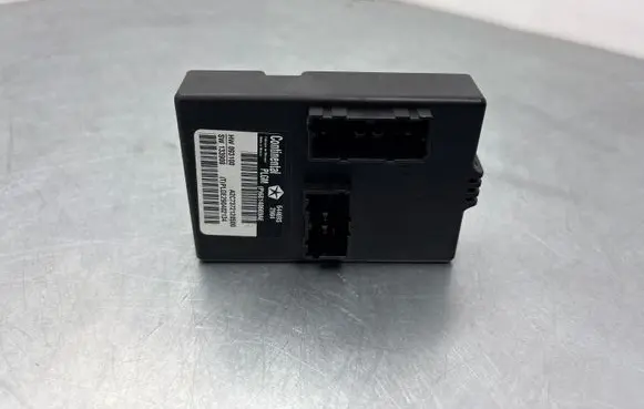 Jeep Grand Cherokee Tailgate/trunk control unit/module 68140669AE