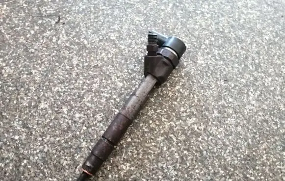Honda Accord Fuel injector 0445110172