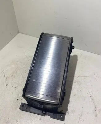 Volvo V70 Glove box 30643625