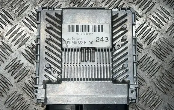 Audi A6 S6 C6 4F Engine control unit/module 4F0910552P