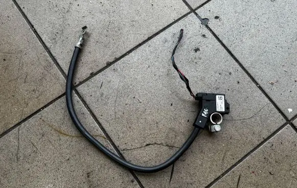 BMW 5 GT F07 Negative earth cable (battery) 9253082 5WK48808F 14464710