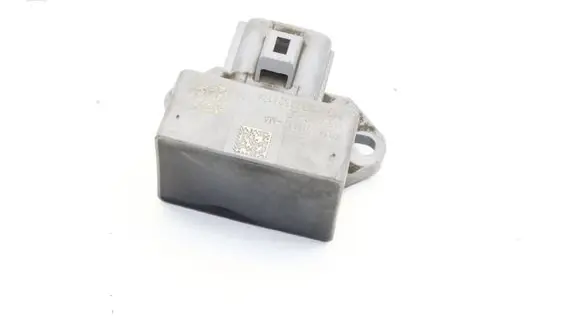 Ford Kuga II Fuel pump relay FG1A7H417MA