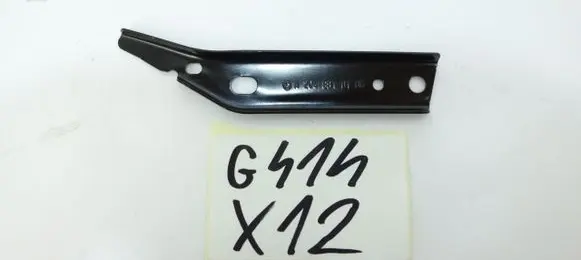 Mercedes-Benz C W204 Front bumper mounting bracket A2048810106