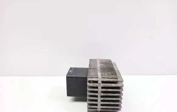 Opel Astra G Glow plug pre-heat relay 90508974 51299001
