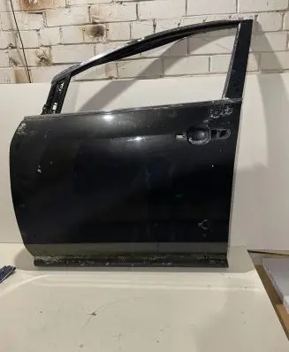 Mazda CX-7 Front door