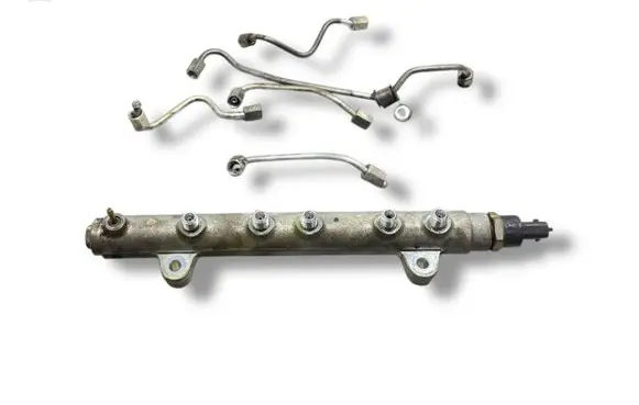 Honda Civic Fuel main line pipe 16610RSRE01 1077800440 01903191