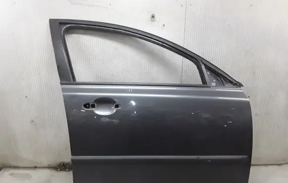 Volvo V50 Front door