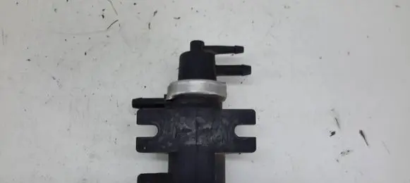 Volkswagen Golf IV Turbo solenoid valve 1H0906627