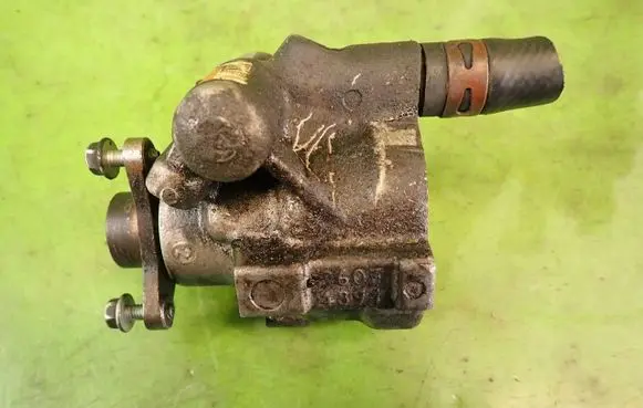 Renault Vel Satis Power steering pump 26081479-RS