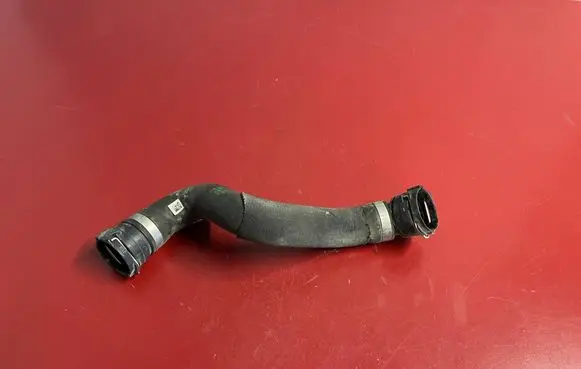 BMW X5 G05 Engine coolant pipe/hose 7536486 17127538486
