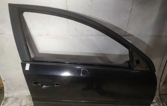 Opel Vectra C Front door juodos