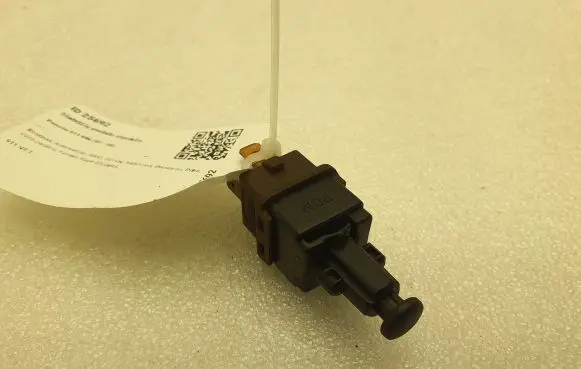 Porsche 911 996 Brake pedal sensor switch 99661311101 99661311301