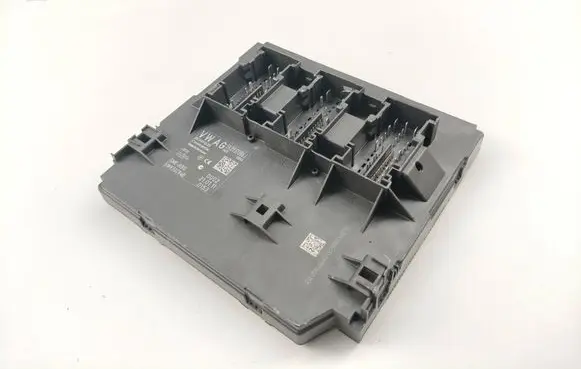 Volkswagen Tiguan Comfort/convenience module 5K0937086J