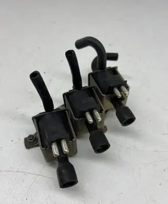 Mercedes-Benz SL R129 Vacuum valve 0015407097 72107100 92T083