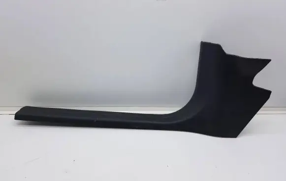 Infiniti Q30 Front sill trim cover A2466800106