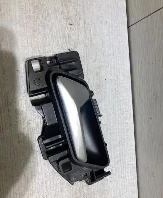 Opel Crossland X Rear door interior handle 13484999