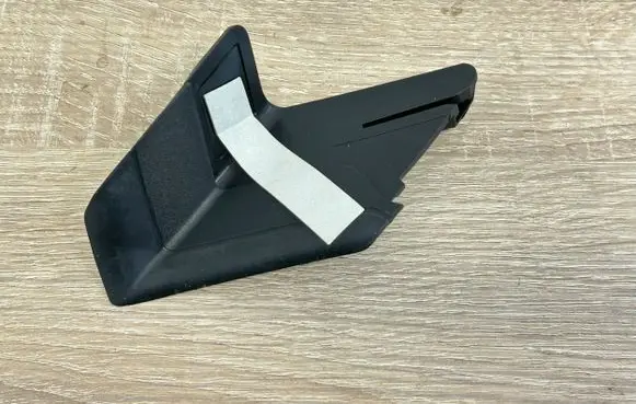 Rear/tail light trim molding