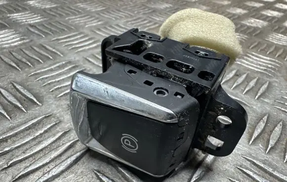 Nissan Qashqai Hand parking brake switch 14527SM