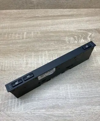BMW 5 E39 Seat heating switch 8373712 03742027