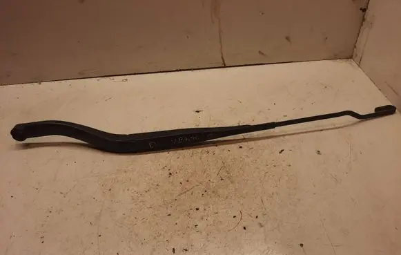 Opel Vectra C Front wiper blade arm 1662
