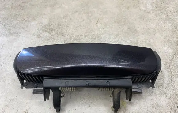 Audi A4 S4 B7 8E 8H Rear door exterior handle 4B0839885