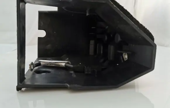 Volvo XC90 Battery bracket 31479621