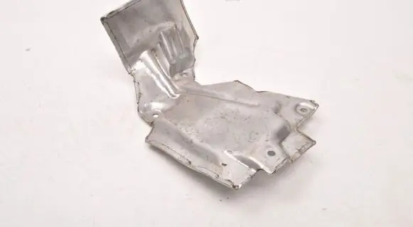 Volvo XC90 Heat shield in engine bay 31437625