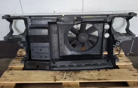 Volkswagen Golf III Radiator support slam panel 1H0121210A