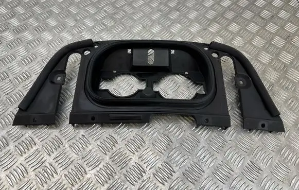 Nissan Leaf II (ZE1) Other body part 657305SH0A
