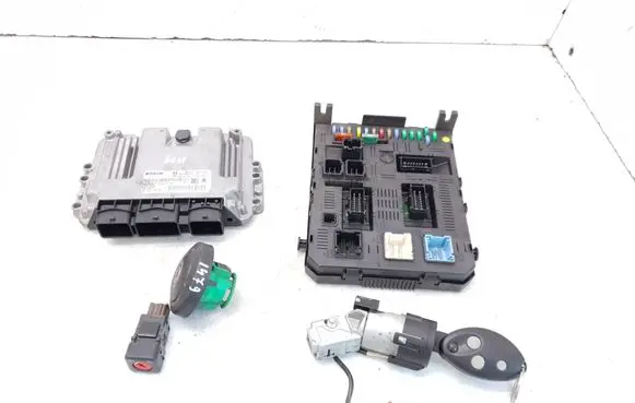 Citroen C5 Engine ECU kit and lock set 9653958980 9656974780 0281011561