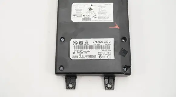 Volkswagen PASSAT B7 Bluetooth control unit module 7P6035730J
