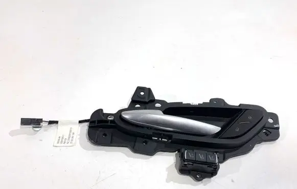 Alfa Romeo Stelvio Front door interior handle 