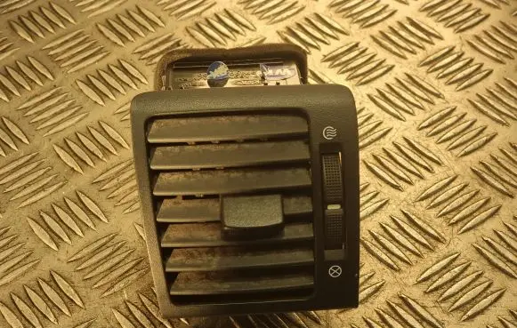 KIA Sorento Dashboard side air vent grill/cover trim 974903E000