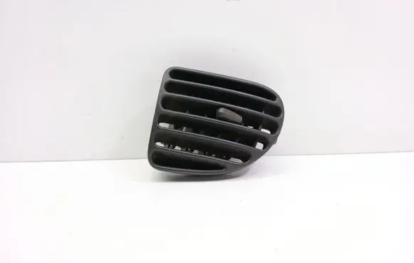 Citroen Xsara Picasso Dash center air vent grill