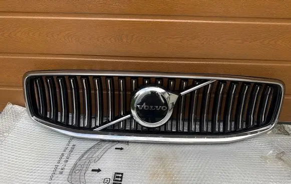 Volvo V60 Front grill 32291453