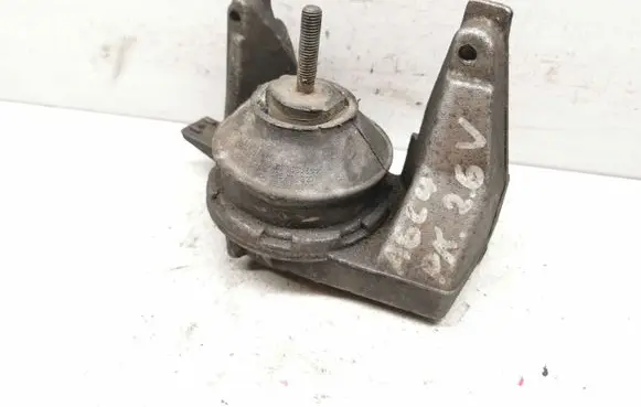 Audi A6 S6 C4 4A Engine mount bracket 4A0199352