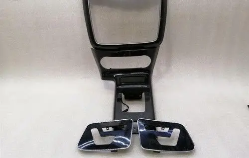 Mercedes-Benz G W461 W463 1st Gen Dashboard side air vent grill/cover trim A4636804171