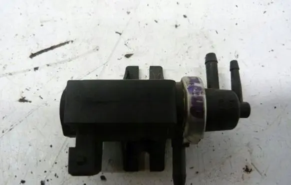 Seat Toledo II (1M) Turbo solenoid valve 1H0906627