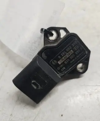 Audi A4 S4 B6 8E 8H Air pressure sensor 038906051B